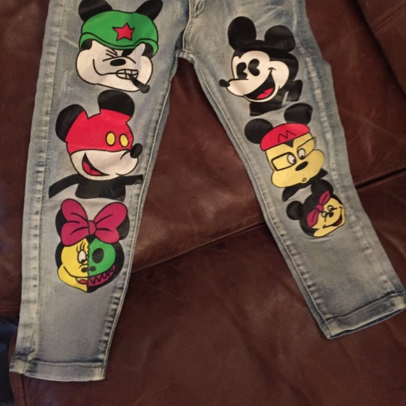 Designer Hand Painted Mickey Mouse jeans - Picture 6 of 6
